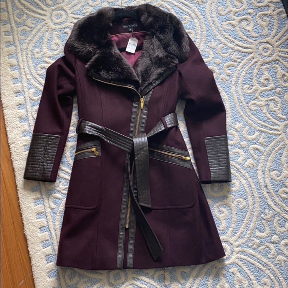 Via Spiga maroon coat with faux fur sz 6